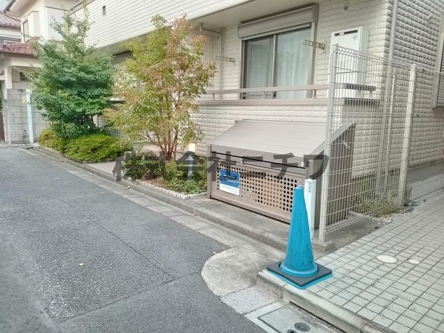 フローラ中野のその他共用部分|★専用ゴミストッカーあり★