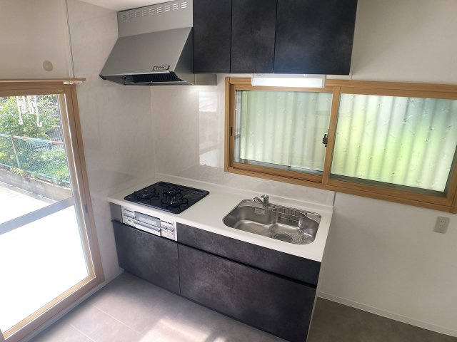 Cozy唐櫃Ⅳのキッチン|システムキッチン入替済で綺麗