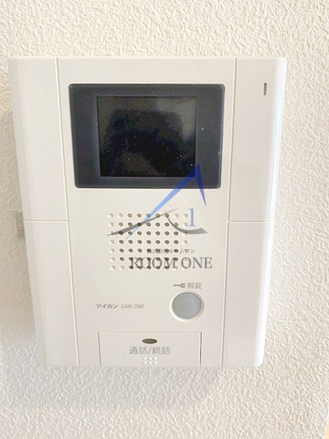 ヴェルエール西竹ノ塚のセキュリティ|モニター付きインターホンです。