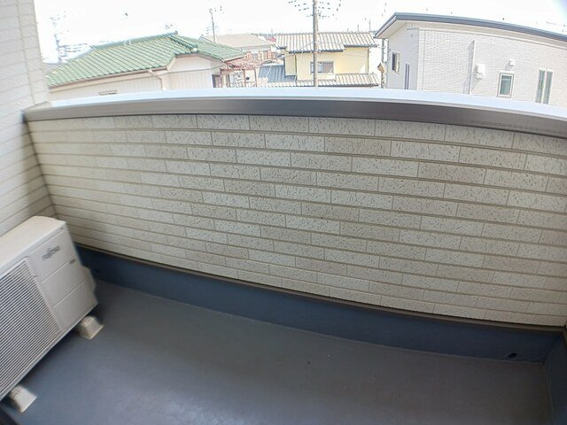 アポロン　Ａのバルコニー