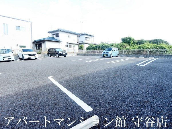 アポロン　Ａの駐車場