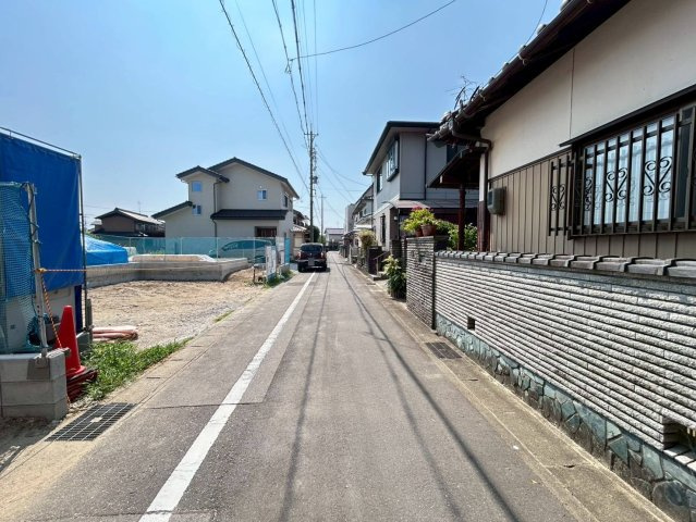 リーブルガーデン　江南市力長町第3　全1区画分譲の前面道路含む現地写真|「現地（2026年6月18日）撮影」　
■前面道路　
■ヤマダ不動産　株式会社リライフ