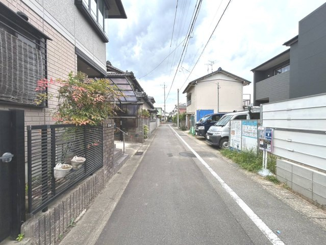 リーブルガーデン　江南市力長町第3　全1区画分譲の前面道路含む現地写真|「現地（2026年8月2日）撮影」　
■前面道路　
■ヤマダ不動産　株式会社リライフ
