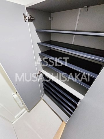 第一下田ハイツの玄関