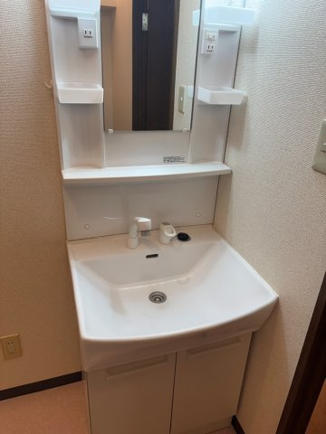 独立洗面台です♪