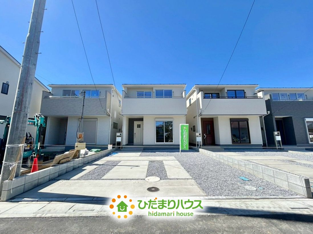 宮代町川端　新築一戸建て　04　リーブルガーデンの駐車場