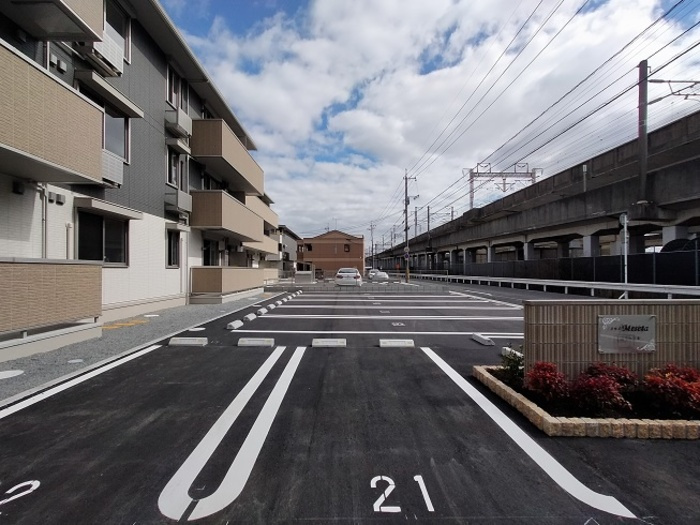 メセタ　B棟の駐車場