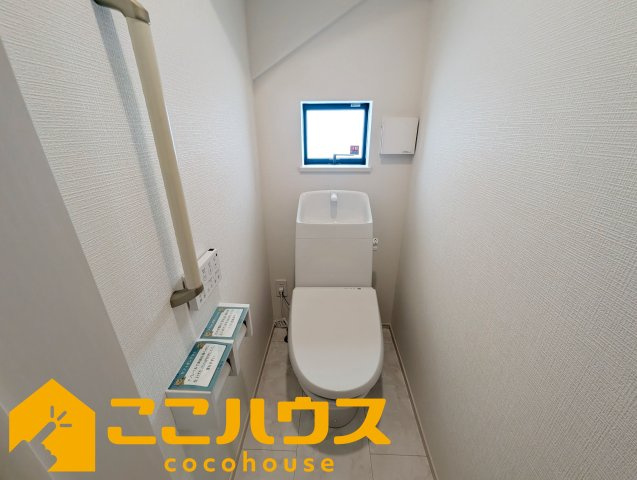 豊見城市金良III　新築戸建て　全10棟　G号棟のトイレ|高機能トイレ