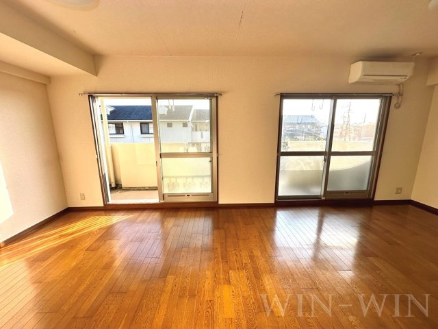 ピエール・ノーヴァの居間・リビング|イメージ（同建物内別部屋の写真です）