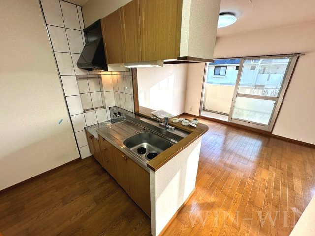 ピエール・ノーヴァのキッチン|イメージ（同建物内別部屋の写真です）