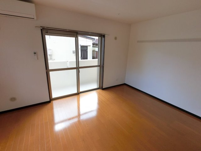 相模原市緑区二本松４丁目の賃貸マンションの居間・リビング