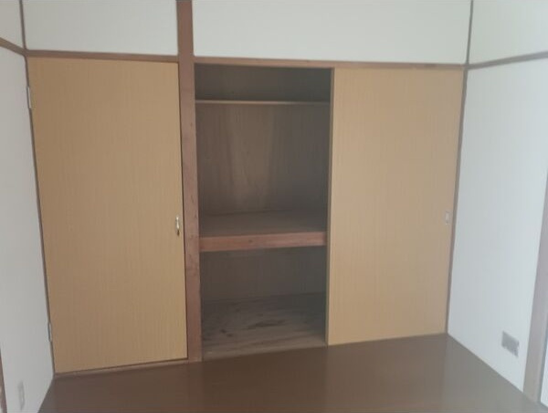 中源ビルの収納