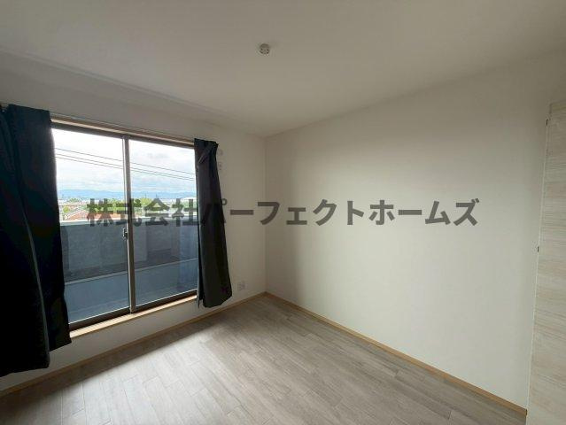 メゾンヴィオレ翔開の居間・リビング|居間です