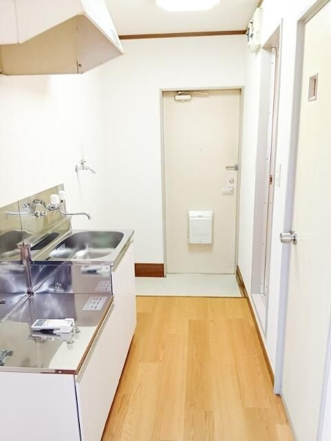 サニーコートの玄関