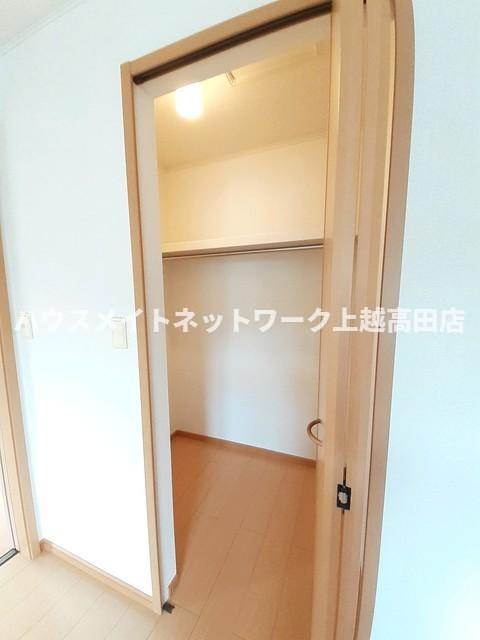 プロムナード・ゴチＢの収納|ウォークインクローゼット