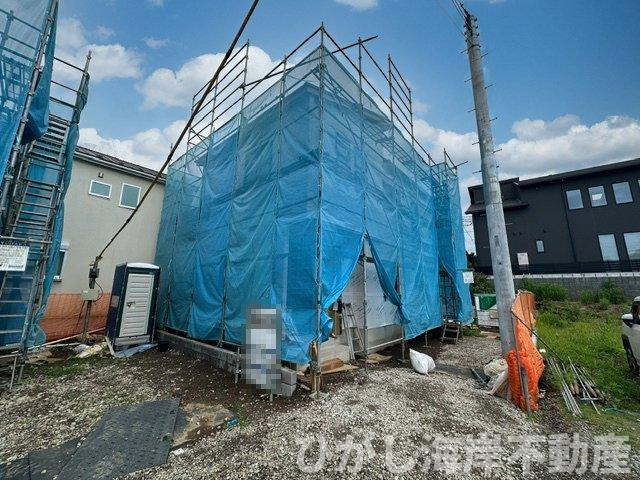 茅ケ崎市香川４丁目　新築戸建　全２棟の外観|6月15日撮影　建築中　現地外観