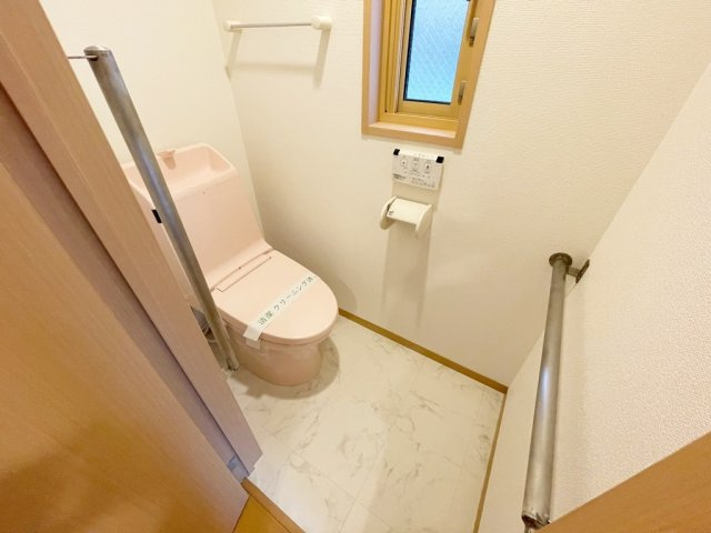 ハニーテラスのトイレ|ウォシュレット付き