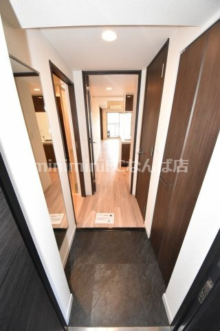 プレサンス新町ウィズ ジョイの玄関