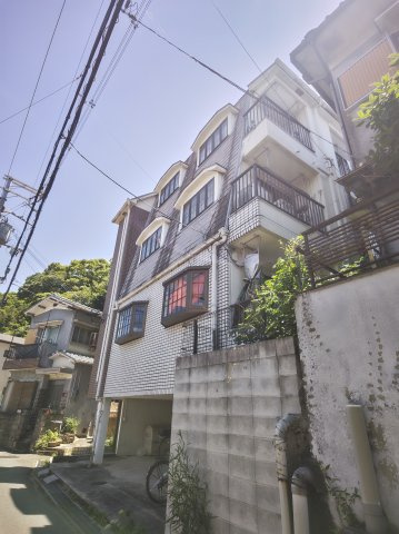 シャルマン豊の外観