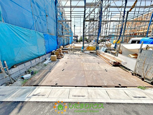 宮代町川端　新築一戸建て　05　リーブルガーデンの駐車場|2026/07/10　撮影