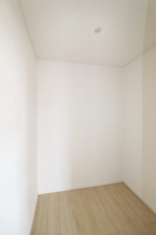 郡山市富田町字西原　　　２号棟　　　大島小学校、郡山第６中学区の収納|ウォークインクローゼット♪