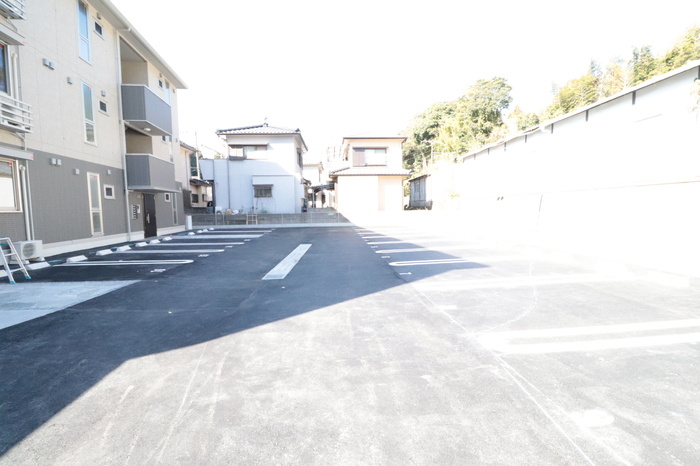 【駐車場】