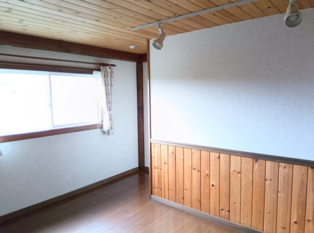 筑西市乙の洋室