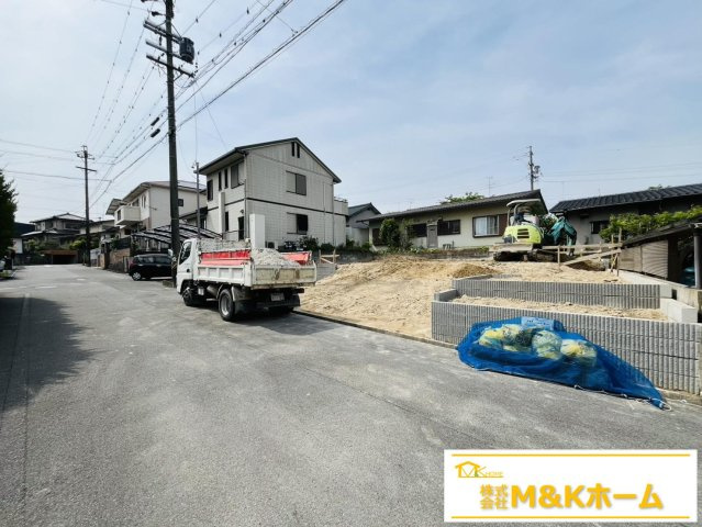 知多市南粕谷3丁目　全1棟の前面道路含む現地写真|R8.6.19撮影　前道6.1ｍ！