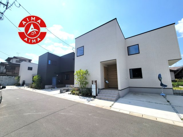 太宰府市高雄4丁目第1-3棟（2号棟）の前面道路含む現地写真|見学の時間などお気軽にお問い合わせ下さい。