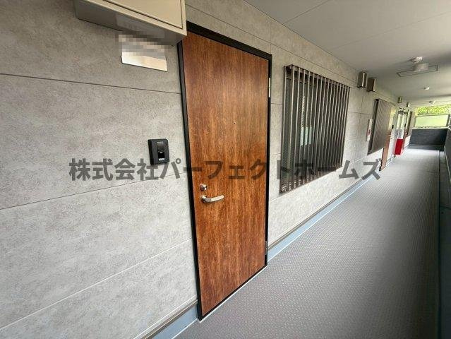 メゾンヴィオレ翔開の玄関|シンプルで使いやすい玄関です