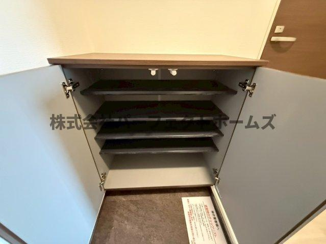 メゾンヴィオレ翔開の収納|大きなものも収納できそうです