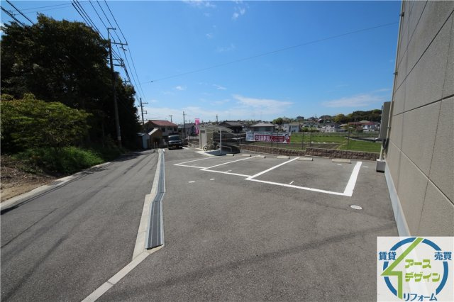 リティラの駐車場