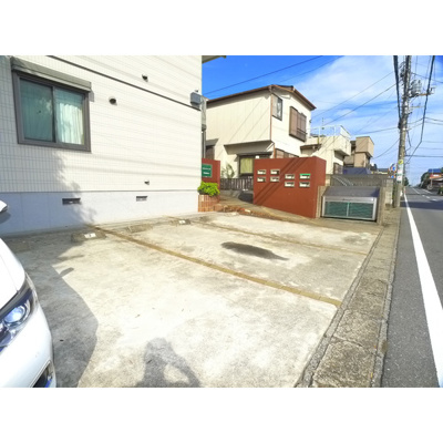 【駐車場】 | メゾンバーニーズ