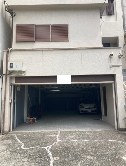 エヌワイビルの外観