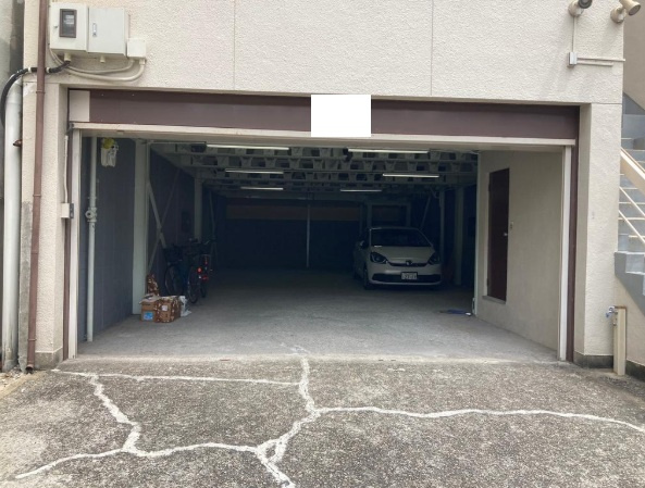 エヌワイビルの外観