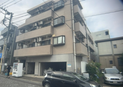 【外観】 | デサンスフチノベ | ＲＣ造、Reinforced Concreteは直訳すると補強されたコンクリートです。主に柱や梁・床・壁が鉄筋とコンクリートで構成おり、鉄筋を組んだ型枠にコンクリートを流し込んで固めたものを指します。