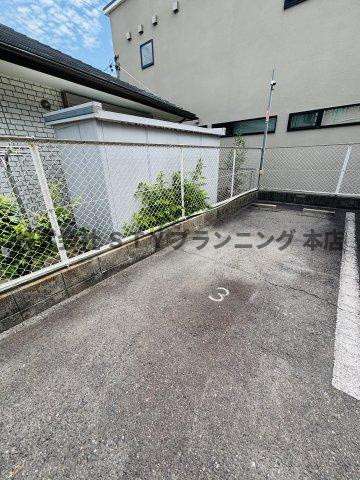 仲介手数料0円！COREの駐車場