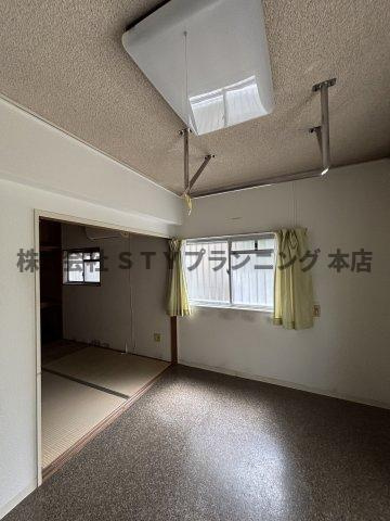 仲介手数料0円！COREの洋室