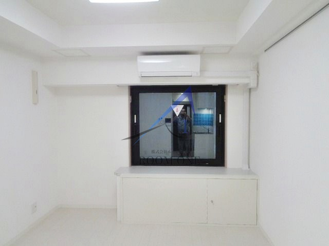 ＳＯＣＩＥＴＹ　ＳＥＡＳＯＮＳの居間・リビング|洋室のお部屋です。
