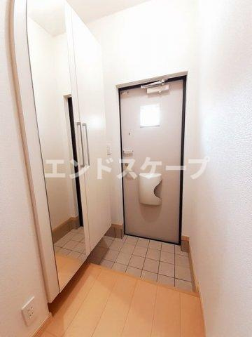 ボ・ヌールの玄関|高崎、前橋のお部屋探しはエンドスケープまで！お客様の理想お聞かせ下さい♪
