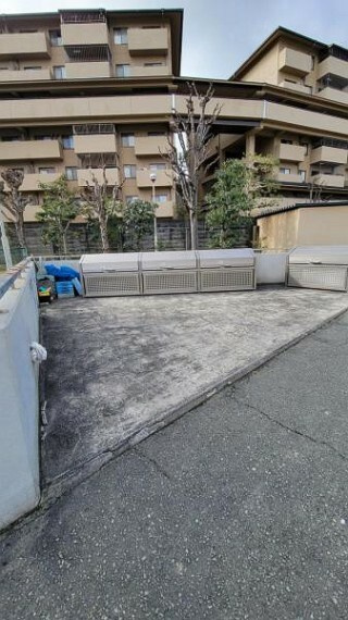 ライオンズマンション千里丘A棟のその他