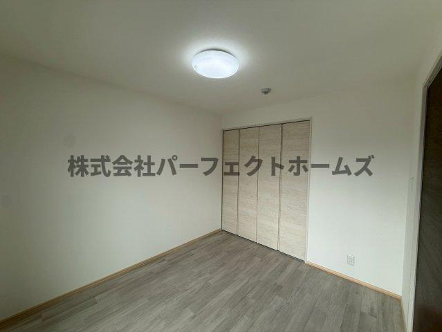 メゾンヴィオレ翔開の洋室|明るい洋室です