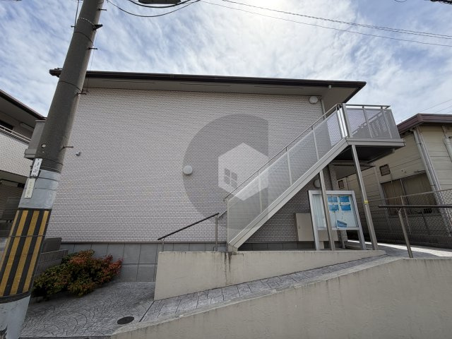 プレシャス1の外観