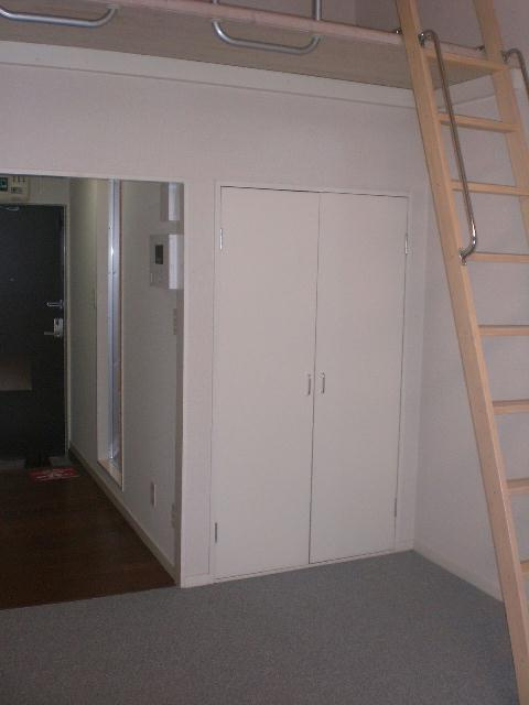 反転タイプがあります。