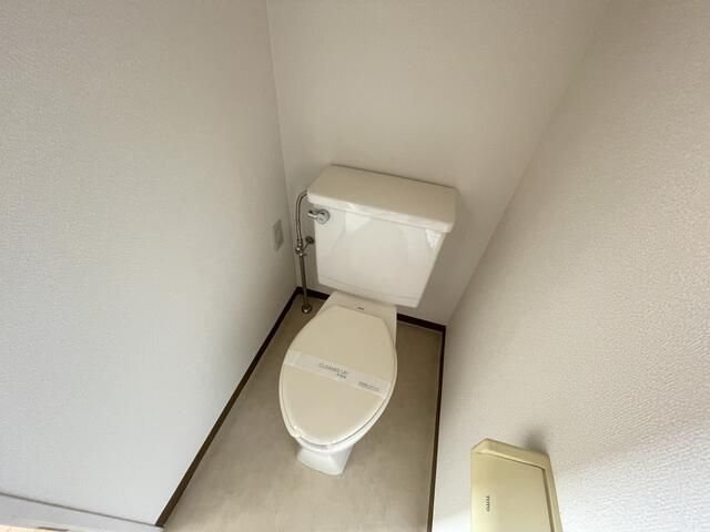 調布市上石原１丁目の賃貸マンションのトイレ|別部屋参考写真
