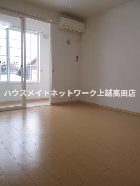 レゴリスＢの居間・リビング|洋室7.5帖