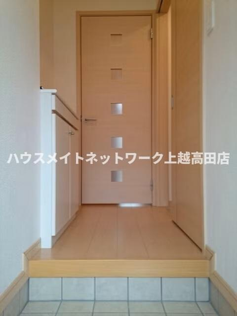 レゴリスＢの玄関|玄関
