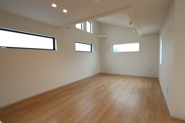 《仲介手数料無料》練馬区大泉学園町２丁目27-44新築一戸建てケイアイグレイス