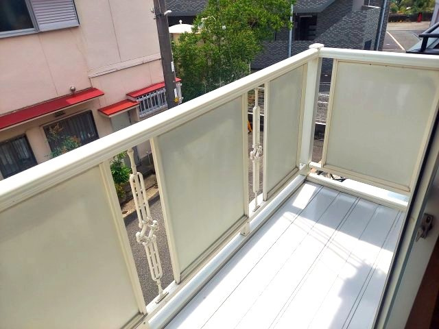 宝塚市安倉南4丁目一戸建のバルコニー|2階洋室約6帖　バルコニー