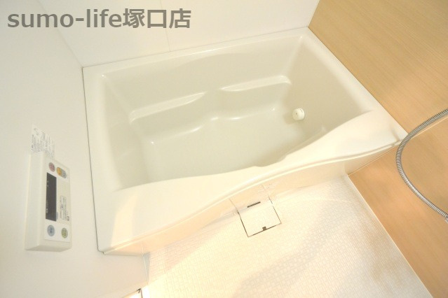 ベルファース尼崎の浴室